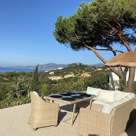Corse Vue Et Piscine * Porticcio (Corsica)