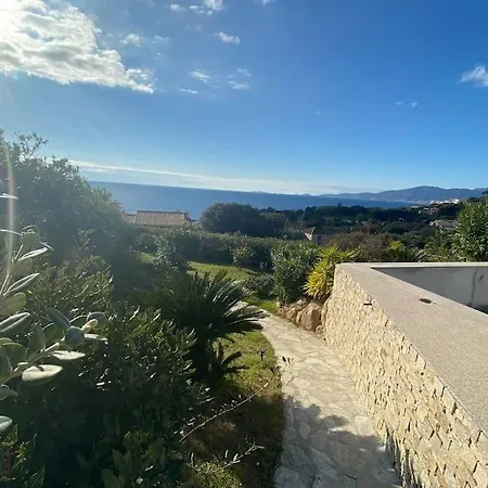 Corse Vue Et Piscine * Porticcio (Corsica)