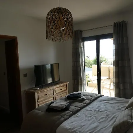 Corse Vue Et Piscine * Портисьо