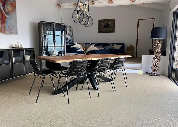 Corse Vue Et Piscine * Porticcio (Corsica)