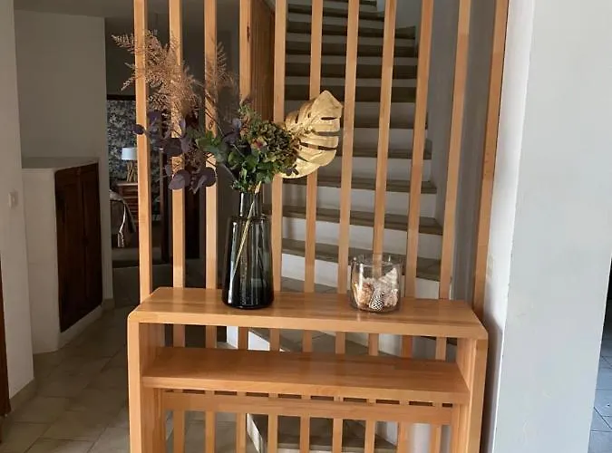 Corse Vue Et Piscine Porticcio (Corsica)